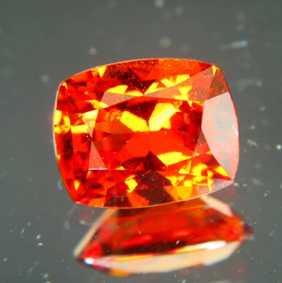 cushion clean hessonite for astrology and beauty