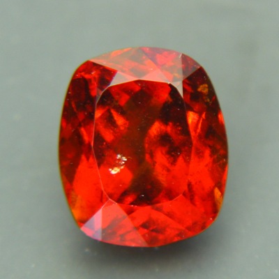 fine orange-red hessonite over 5 carats untreated from Sri Lanka