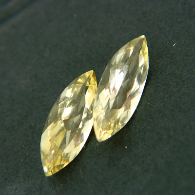 matching pair round brilliant tourmalines in light golden yellow  for a pair of earrings