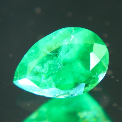 zimbabwe emerald pear 75 points oil-only with matching pair