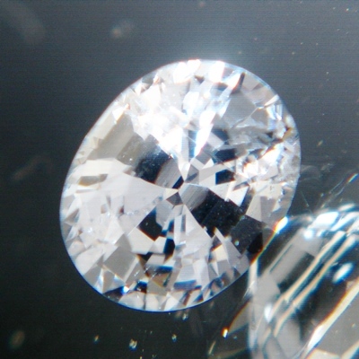 pear cut extra brilliant grey spinel from Burma, unheated and natural, no window, IGI report 