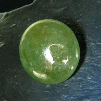untreated deep pure green spinach jade type A round 