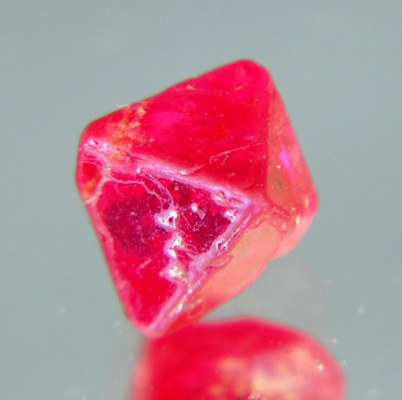 Deep pure red Mahenge spinel cristal