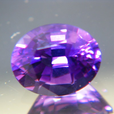 oval Rwandan amethyst unheated and natural in good cutting and finest natural color 