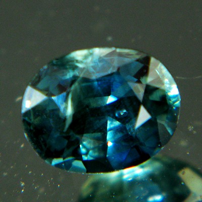 Kashmir blue Ceylon sapphire without inclusions or treatments