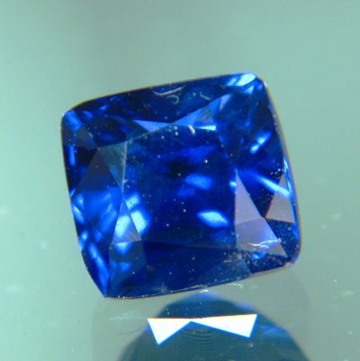 Sleepy kashmir blue Burma sapphire
