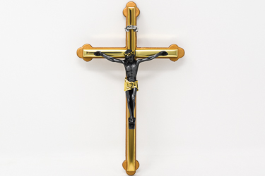 Metal Hanging Crucifix.