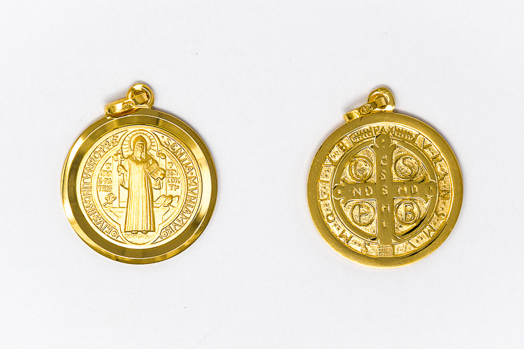 Catholic Gift Shop Ltd 925 Saint Benedict Medal/Pendant   Catholic medaglie & preghiera di Lourdes