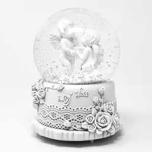 Musical Angel Snow Globe.