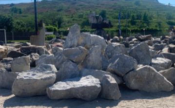 wall rock boulders